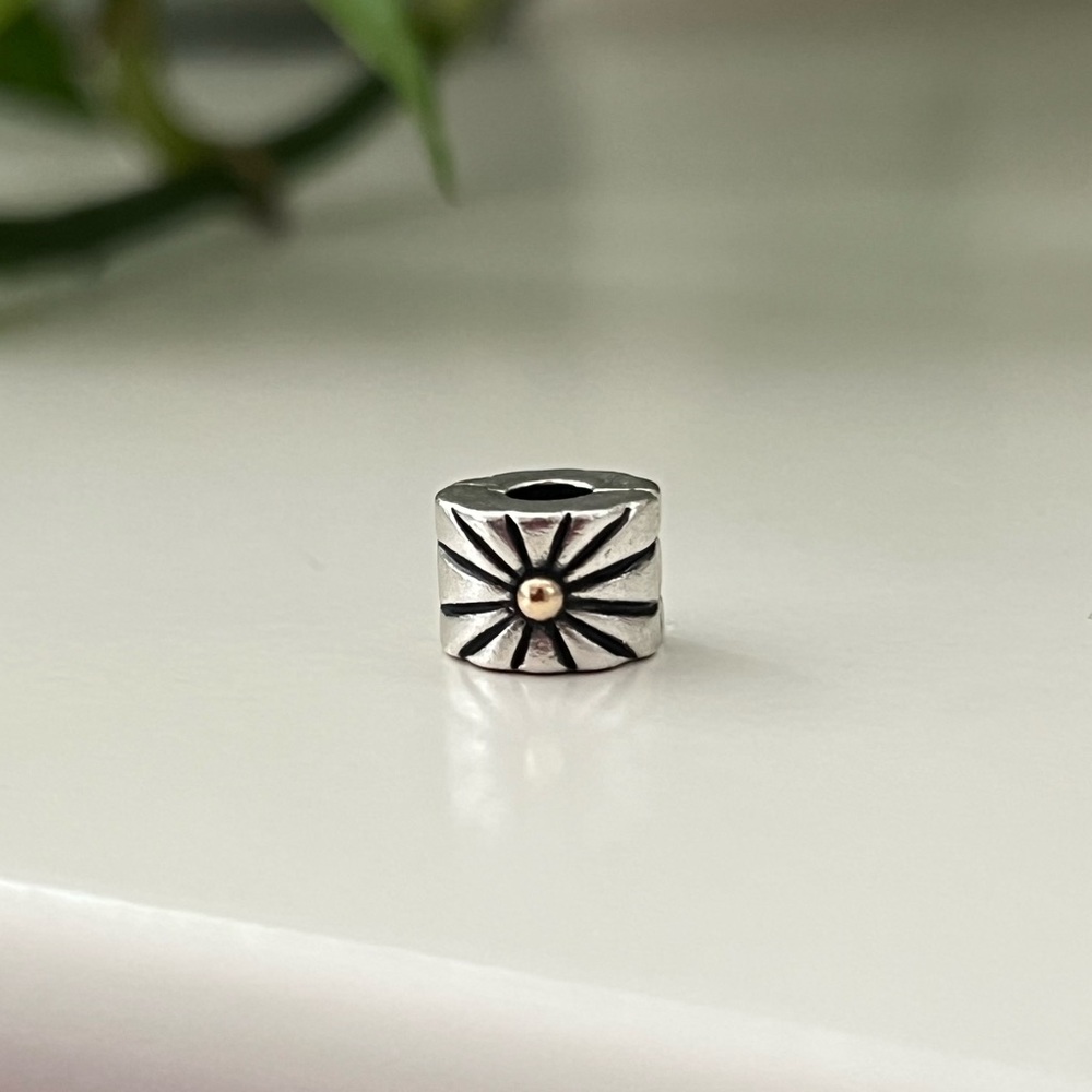 Pandora Sunburst Clip Charm with 14K Gold Centre, 925
